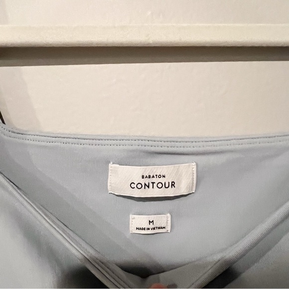 Aritzia Babaton Contour Baby Blue Square Neck Bodysuit - Picture 4 of 9